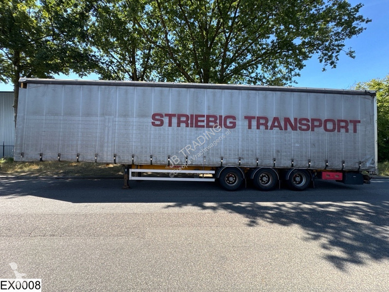 نصف مقطورة Fruehauf Tautliner