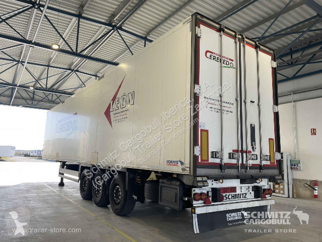 نصف مقطورة Schmitz Cargobull Reefer Standard