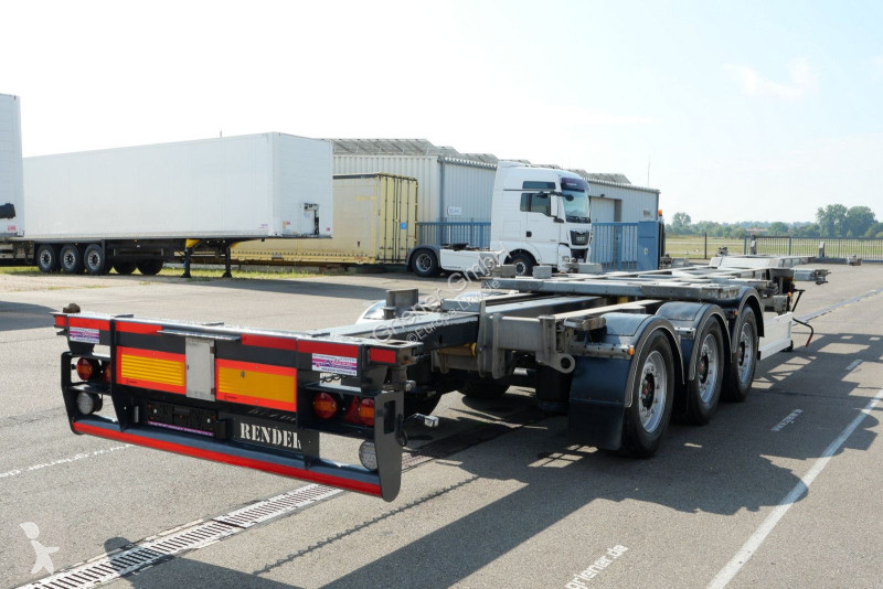 Semiremorca Renders TYPE EURO 820 / LIFT...
