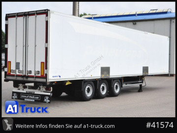 Schmitz Cargobull refrigerated semi-trailer