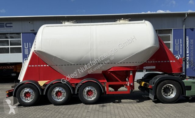 Semi remorque Feldbinder FFB Silo Auflieger...