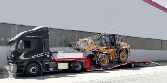 Semi remorque porte engins Fliegl neuve