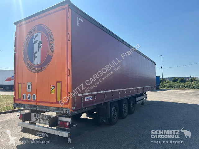 Félpótkocsi Schmitz Cargobull Semitrailer...
