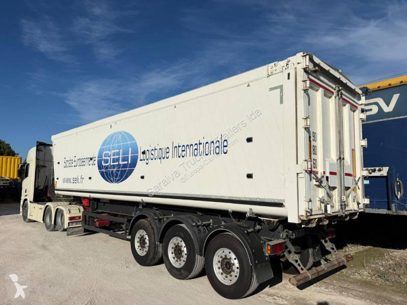 Напівпричіп Schmitz Cargobull