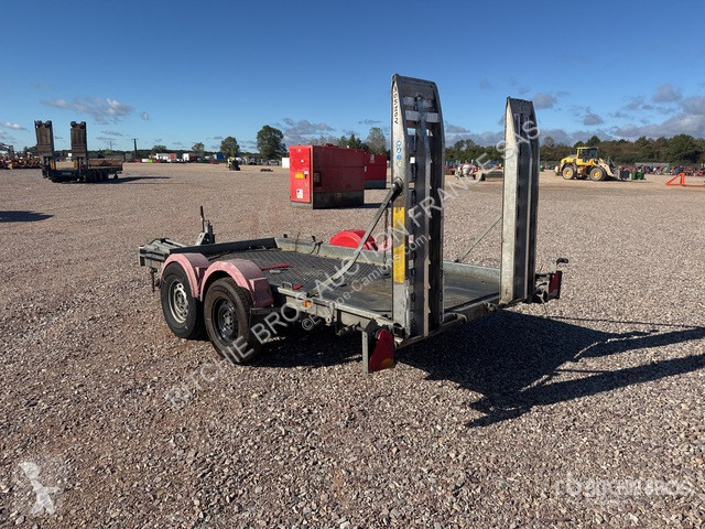 Porte engins   H212L-14CF