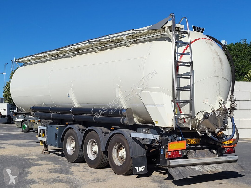 LAG O-3-TI semi-trailer