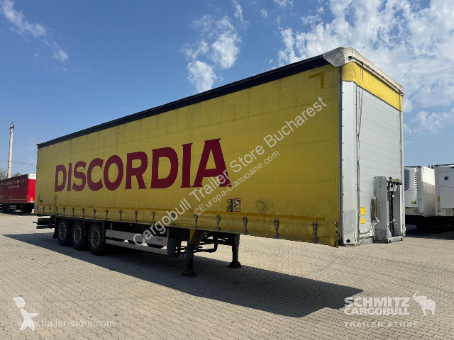 Félpótkocsi Schmitz Cargobull Curtainsider...