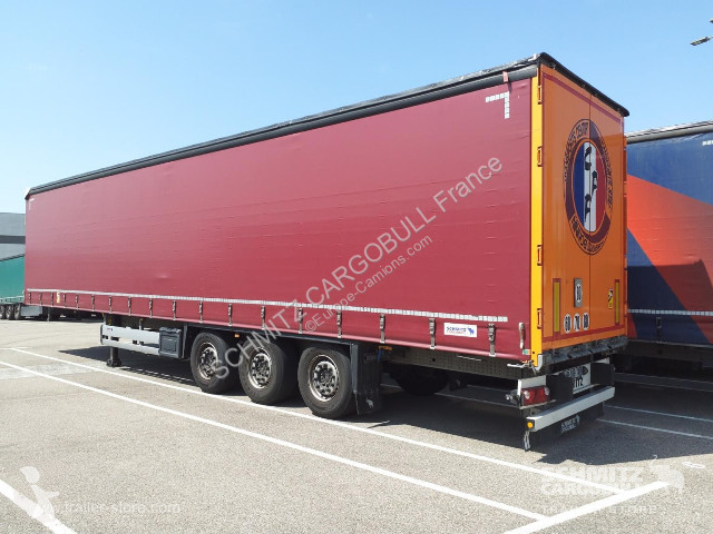 Félpótkocsi Schmitz Cargobull Semitrailer...