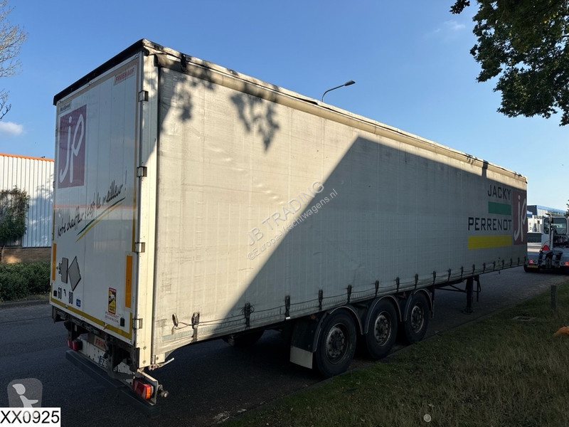Полуприцеп Fruehauf Tautliner