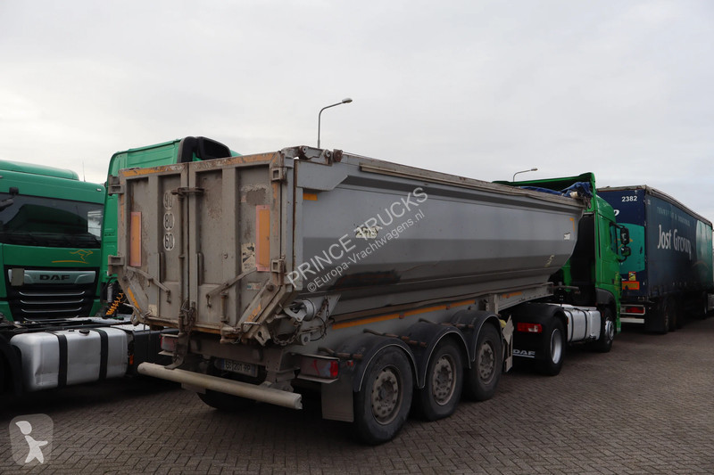Semitrailer Benalu * C39 * 3AXLE * 26cub *