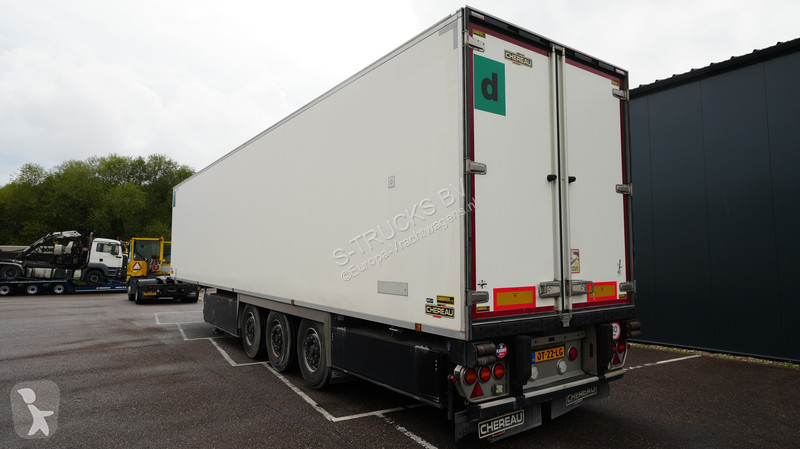 Semitrailer Chereau 3 AXLE FRIGO TRAILER WITH...