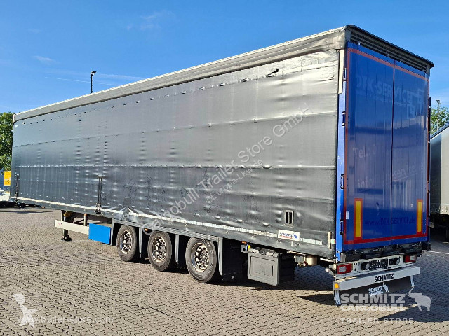 Semitrailer Schmitz Cargobull Curtainsider Mega...