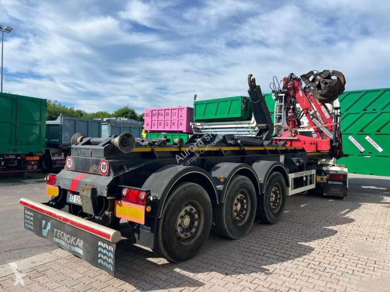 Semirimorchio TecnoKar Trailers SCARRABILE CON GRU