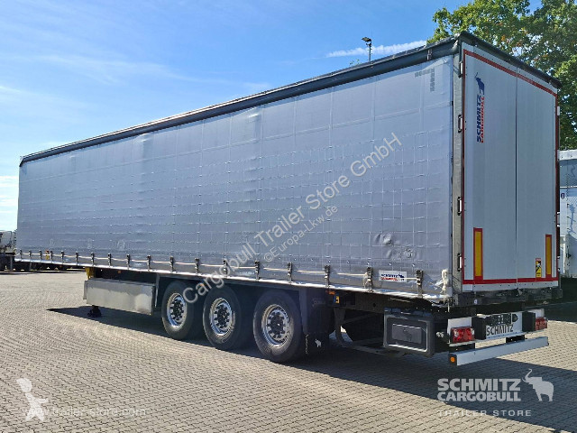 نصف مقطورة Schmitz Cargobull Curtainsider Standard