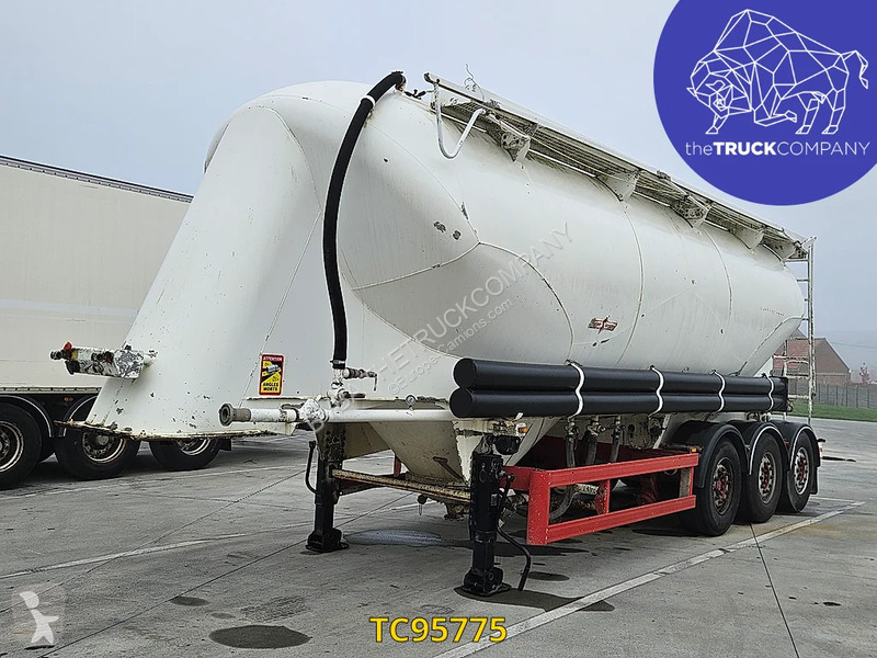 Spitzer  semi-trailer