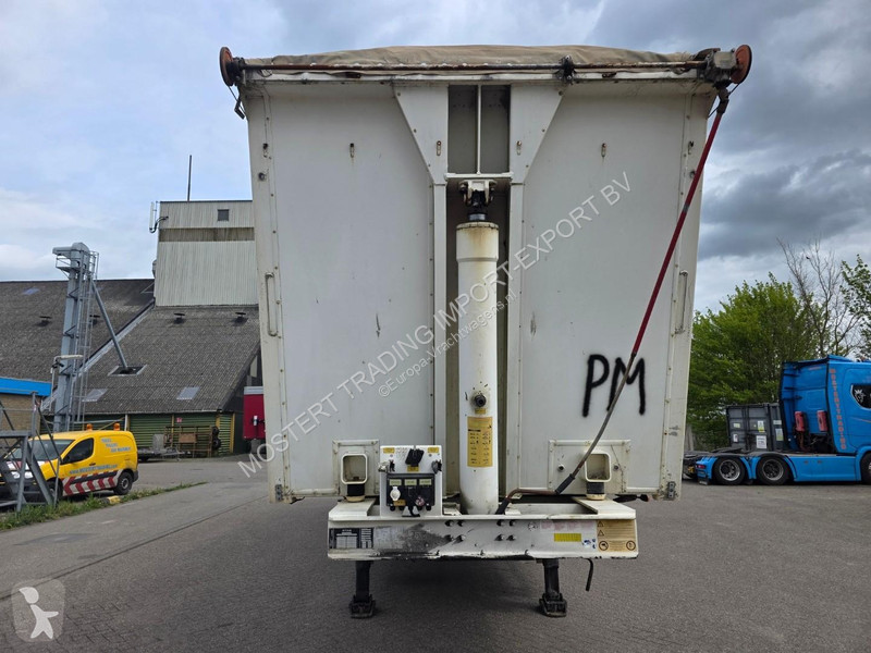 Stas SAF - DISC Stas 3-axle tipper - SAF axles...