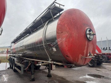 Semi remorque citerne produits chimiques Magyar