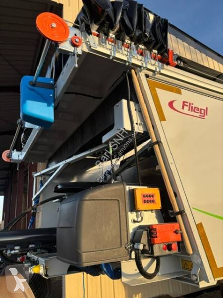 Fliegl ASS 372 Mega Thermo Asphalt semi-trailer