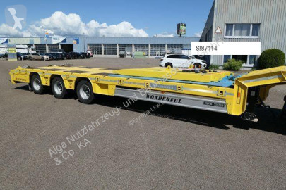 New heavy equipment transport semi-trailer