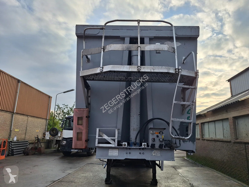 Benalu C34CN 62cub semi-trailer