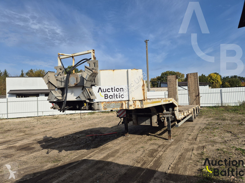 Doll S3L semi-trailer