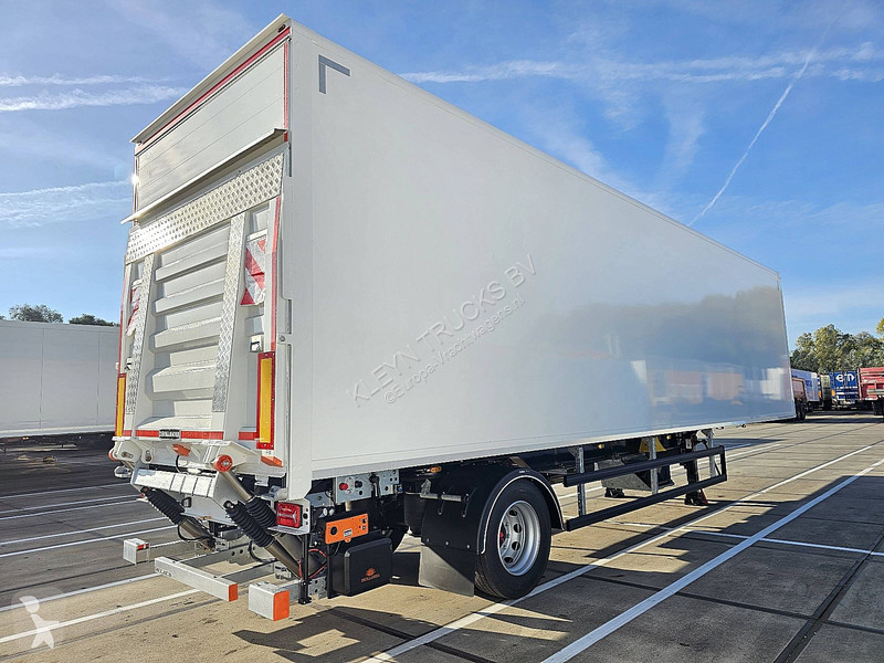 System Trailers TFSH09 TRi semi-trailer