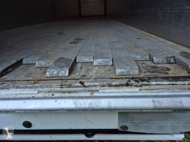Stas  semi-trailer