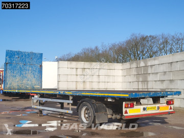 Fruehauf flatbed semi-trailer