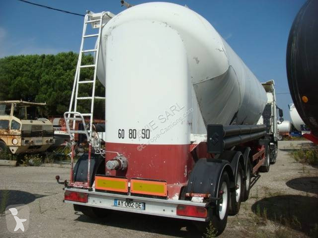 Semitrailer Spitzer 38T 39M3 3 ESSIEUX SORTIE...