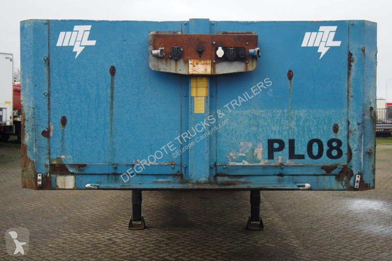 Semitrailer Renders Plateau