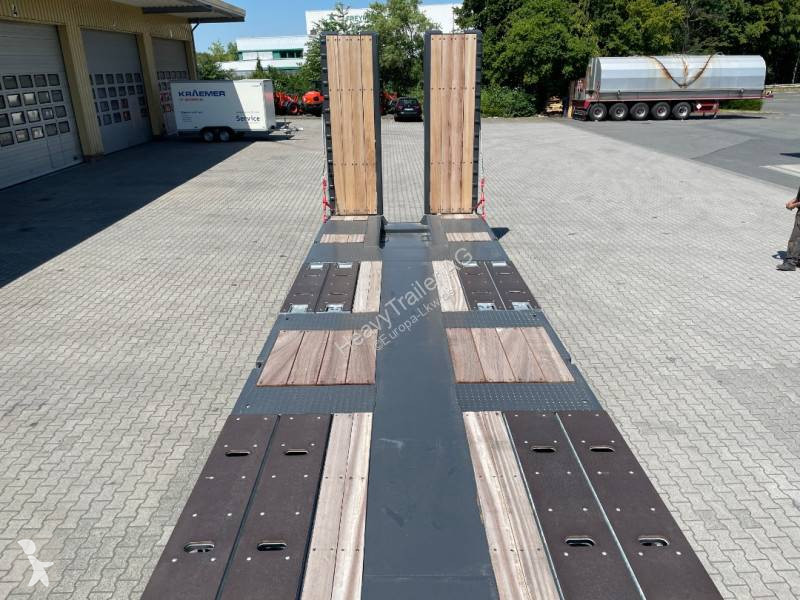Semitrailer Faymonville 4(2+2)-Achs-Tele-Semi...