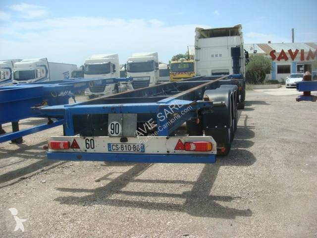 Semi remorque Fruehauf PORTE CONTAINER 40 PIEDS...