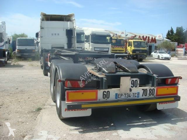 Semi remorque Fruehauf PORTE CONTAINER 20 PIEDS...