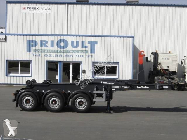 Semitrailer Lecitrailer équipée bras Dalby 26...