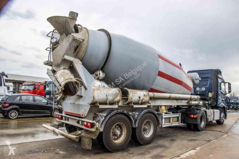 Semiremorca Liebherr  BETON...