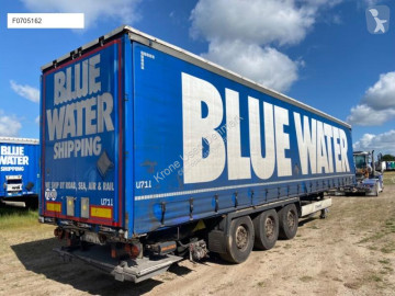 Semitrailer skjutbara ridåer (flexibla skjutbara sidoväggar) Krone