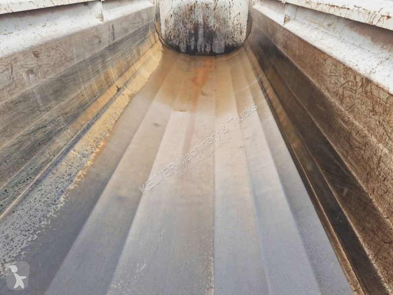 Semiremorca Schwarzmüller K3A * steel tipper...