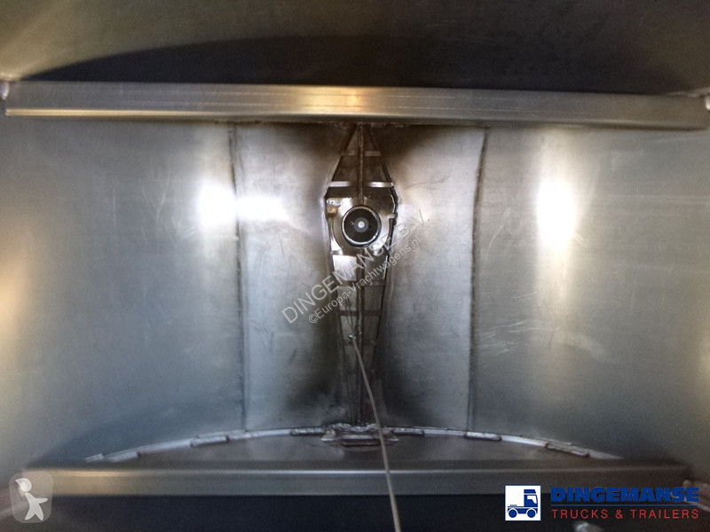 Semiremorca  Fuel tank alu 42.8 m3 / 6 comp + pump