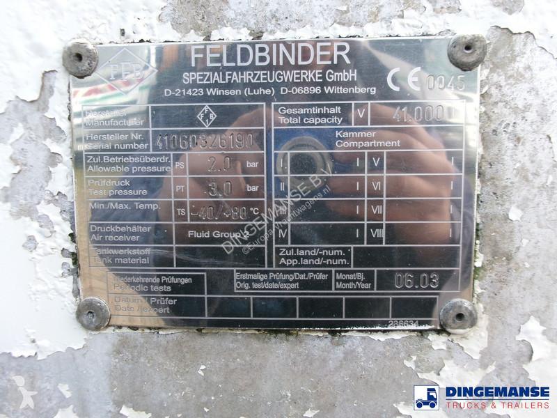 Semi reboque Feldbinder Powder tank alu 41 m3...