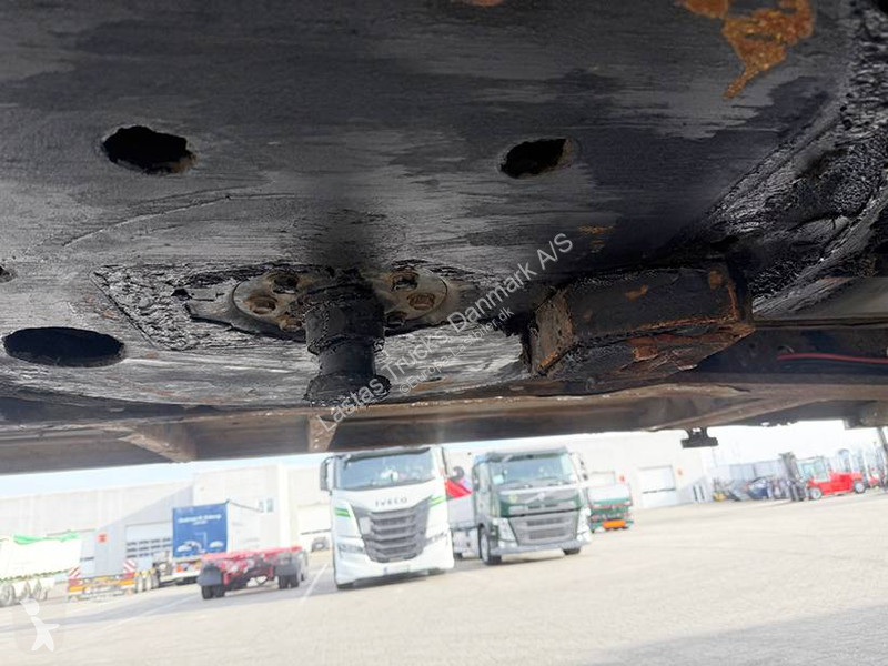 نصف مقطورة Krone Curtainsider / Planenauflieger
