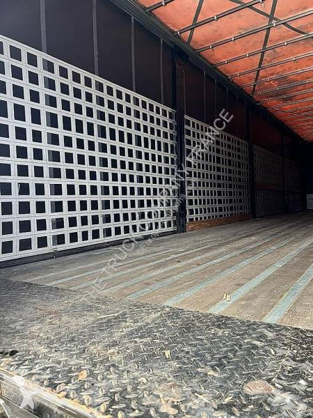 Semitrailer Hoet Trailer  Ensemble...
