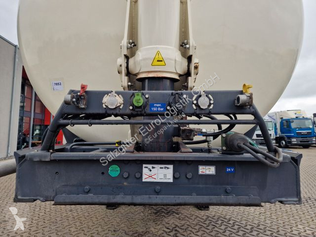 Semitrailer Kässbohrer XS SSK-60 / Kippsilo /...
