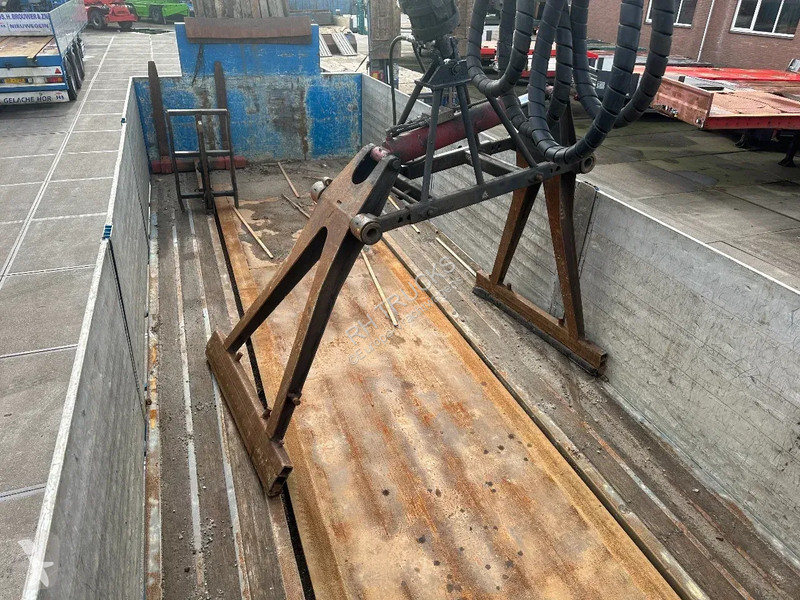 Semiremorca KWB KENNIS R14/60-2 2015 LIFT EN...