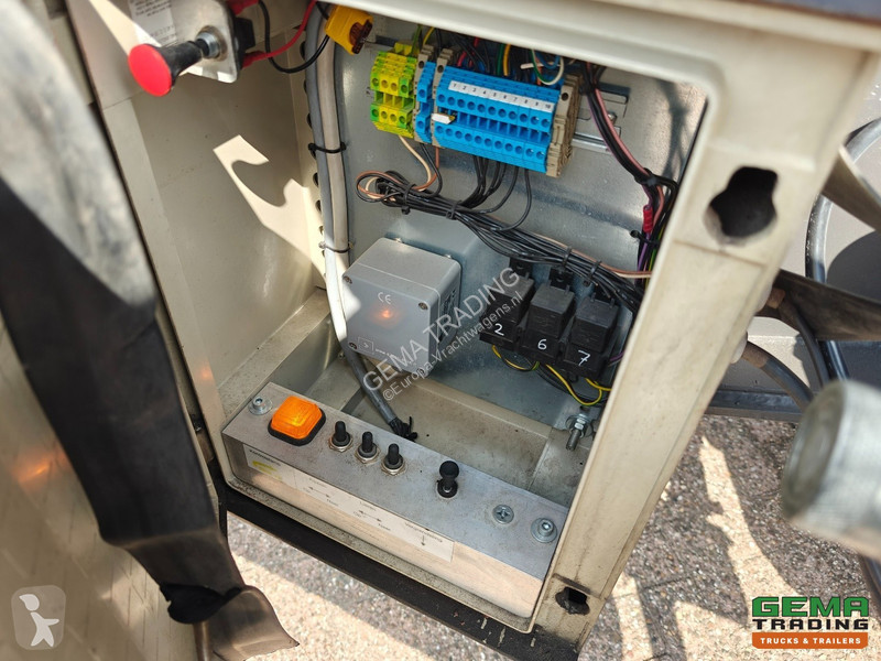 Semitrailer Renders 12.27NA 3-axle BPW - Steep...
