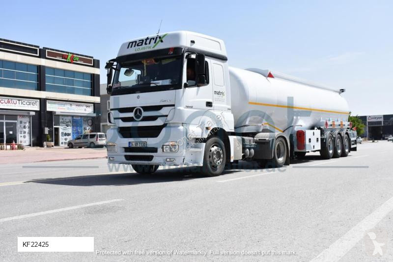 Semi reboque Donat Aluminum Fuel Tanker with...