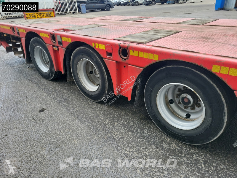 Semitrailer Kässbohrer LB3E Wheel Recess...