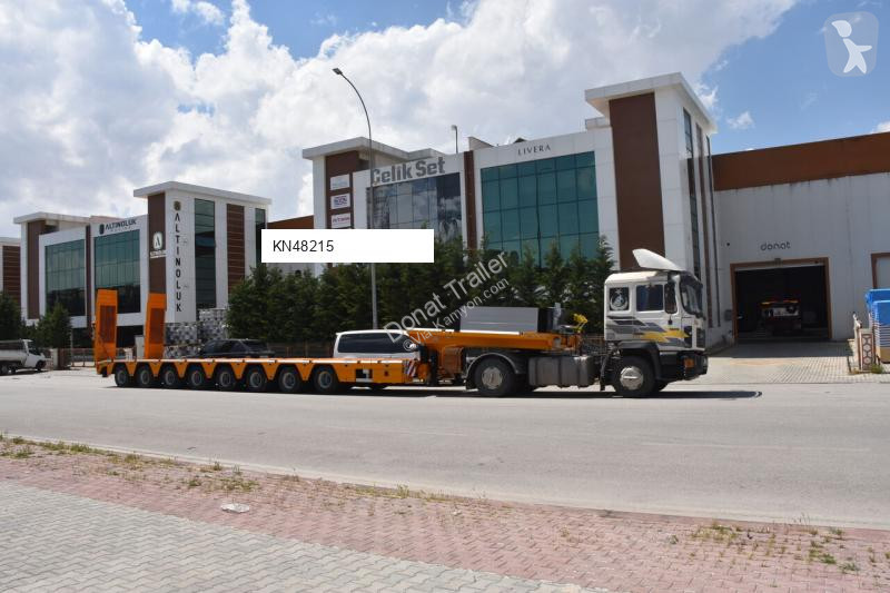 Donat 8 axle Heavy Duty lowbed with hydraulic...