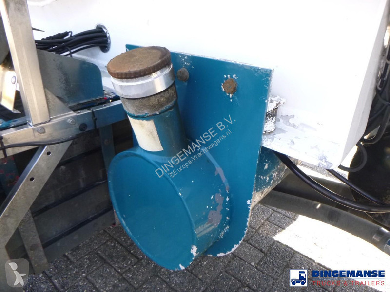 Semi remorque Feldbinder Powder tank alu 40 m3...
