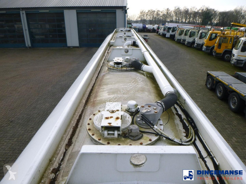 Semi remorque LAG Fuel tank alu 44.4 m3 / 6...
