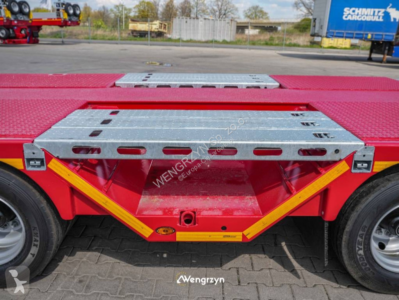 Náves MAX Trailer Semi | 3 axle | Radmulden